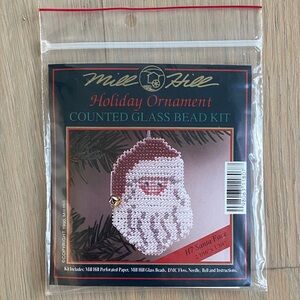 Mill Hill Counted Glass Bead Kit - Santa Face